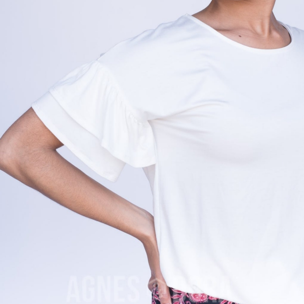 NWT Frill Sleeve Top